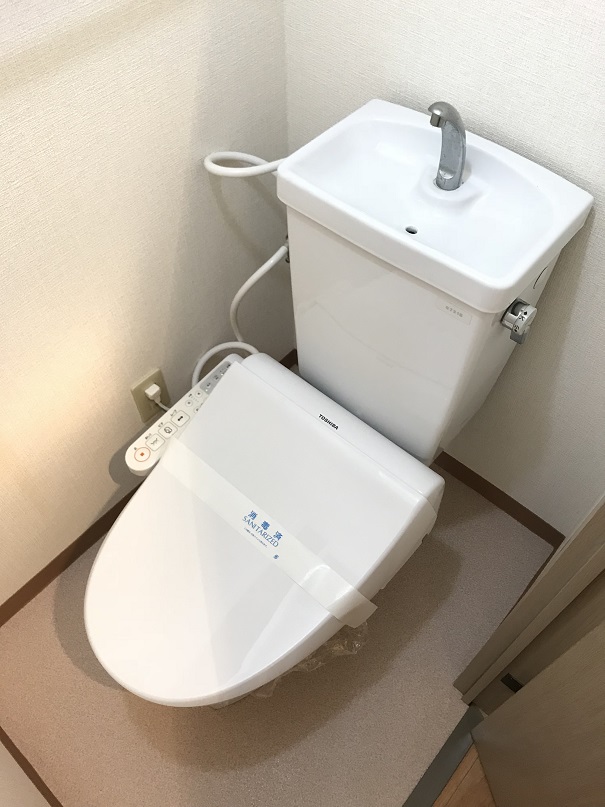 トイレ　モデル写真