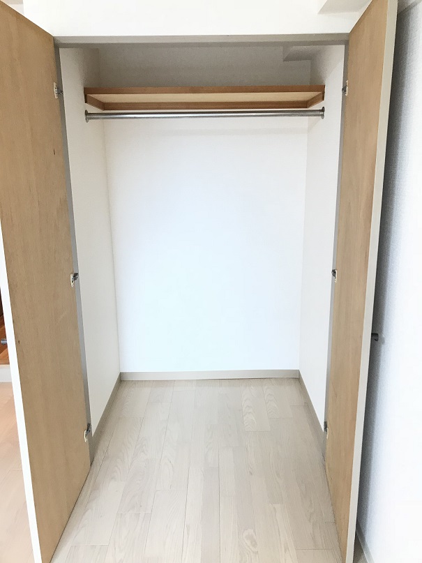 収納　モデル写真