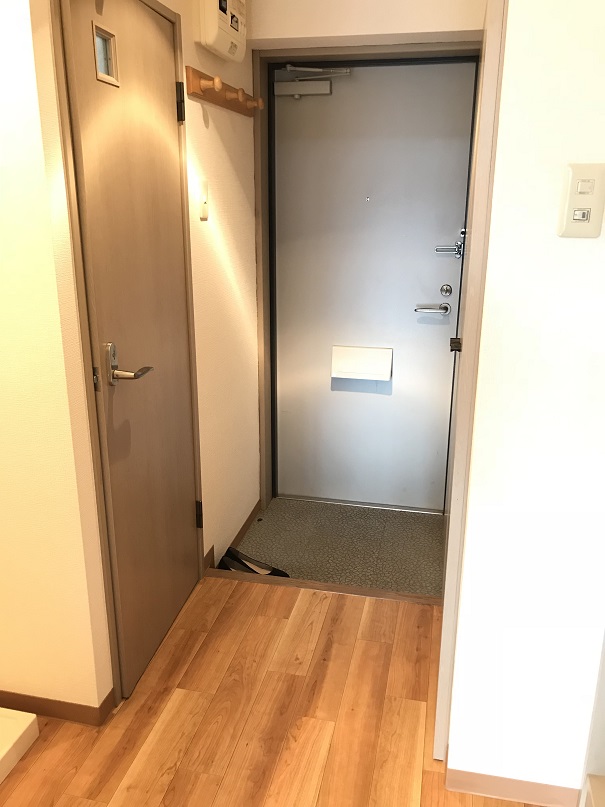 玄関　モデル写真