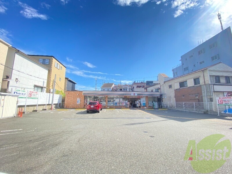 コンビニ　セブンイレブン神戸垂水星が丘1丁目店（コンビニ）まで267m