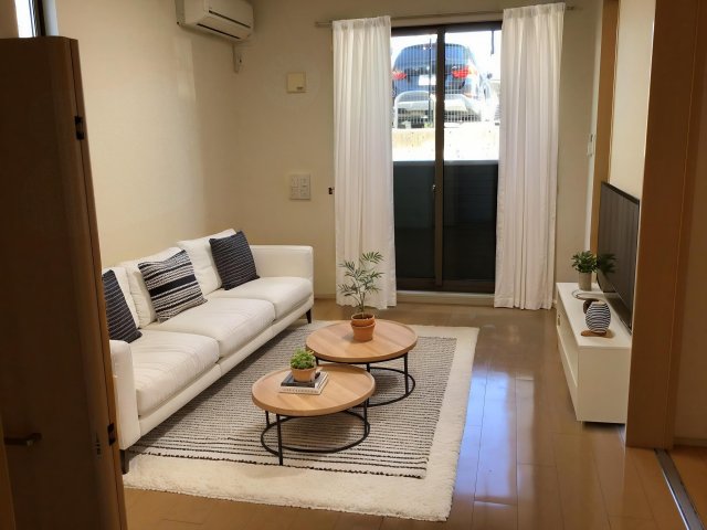 居室・リビング　ＣＧで家具等を配置したもので家具等は含まれません。