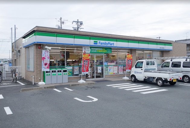 コンビニ　ファミリーマート　浜松小池町西店（コンビニ）まで600m
