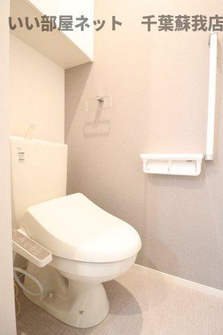トイレ　落ち着いたトイレです