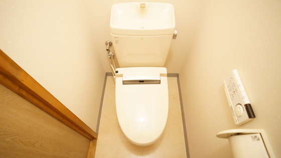 トイレ　トイレ