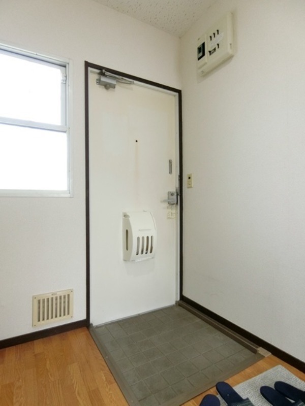 玄関　図面と現状に相違がある場合には現状を優先