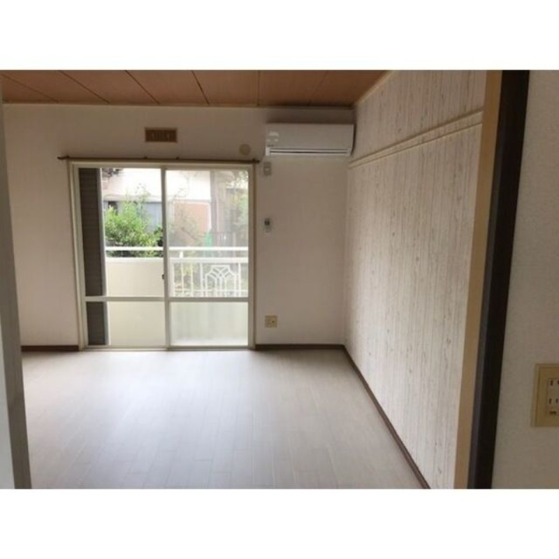 居室・リビング　図面と現状に相違がある場合には現状を優先