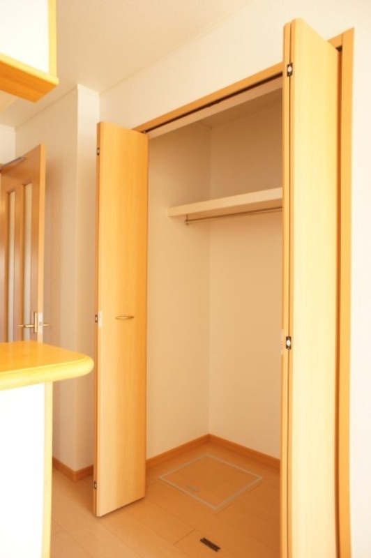 収納　図面と現状に相違がある場合には現状を優先