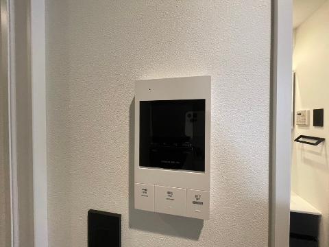 セキュリティ　カメラ付インターホン（イメージ）