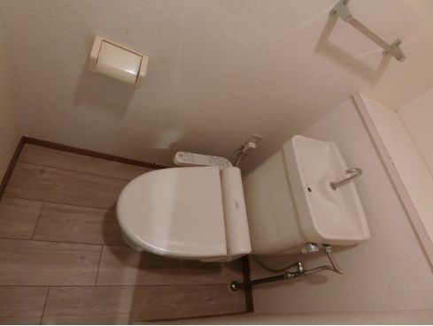 トイレ　【アソシエール護国寺】