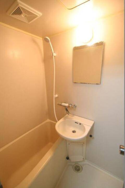 バス・シャワールーム　浴室