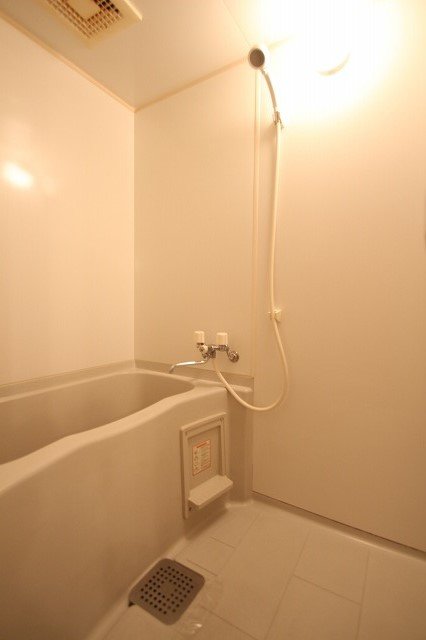 バス・シャワールーム　同物件別室です。