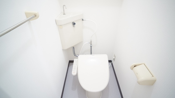 トイレ　シャワー付きトイレ