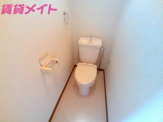 トイレ　別部屋同タイプ