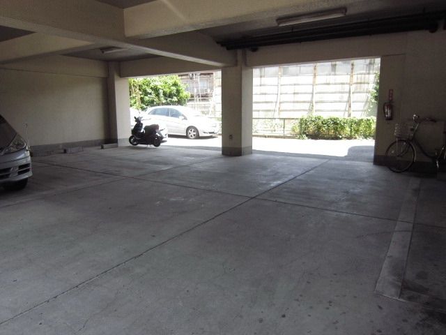 駐車場　★広い駐車場です★