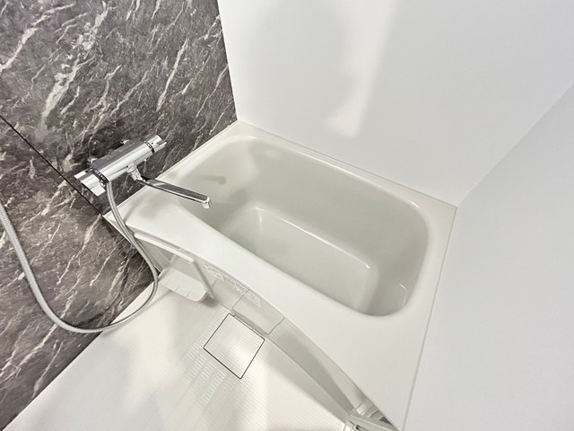 バス・シャワールーム　別階１４号室