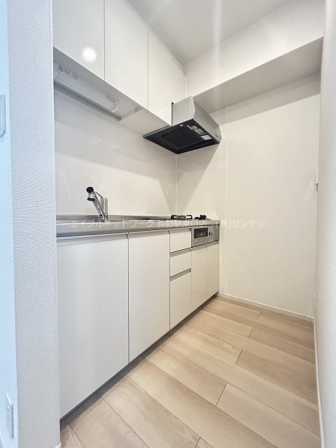 キッチン　※写真は204号室のものです。（参考）