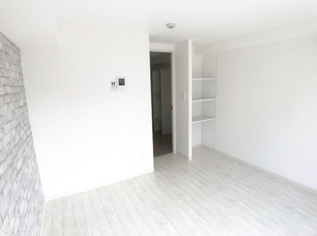 その他部屋・スペース　★洋室に棚あります★