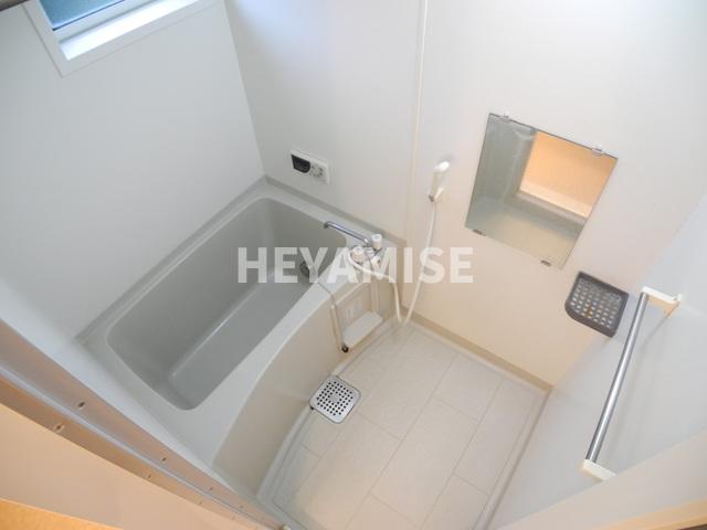 バス・シャワールーム　※室内画像は別号室(反転)