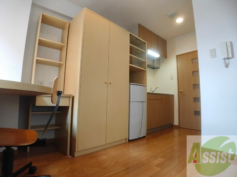 その他部屋・スペース　洋室別角度です。家具付きなので買いそろえなくても大丈夫です！