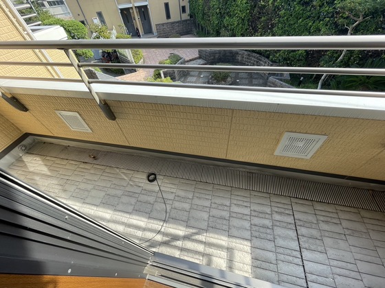 バルコニー　※別号室の写真です。