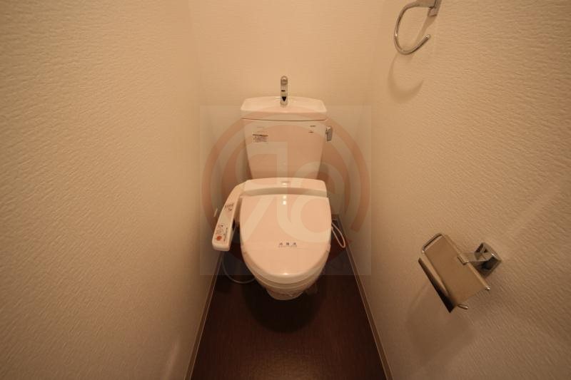 トイレ　落ち着いたトイレです
