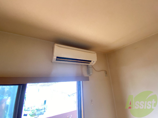 その他設備　エアコンはもちろんありますよ、夏や冬もバッチです。