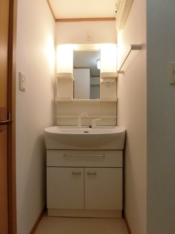 洗面設備　イメージ201号室写真