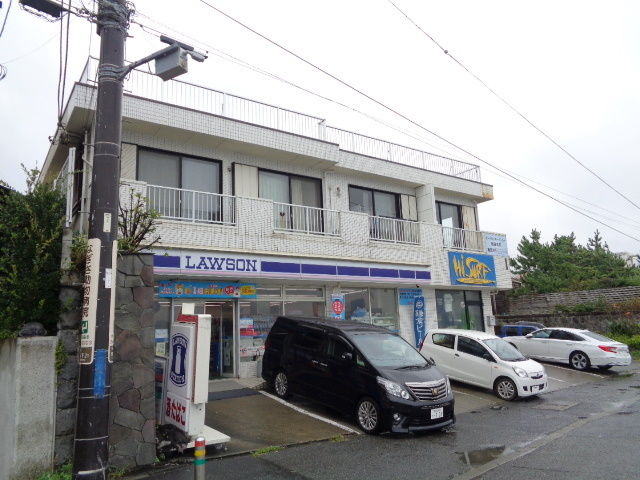 コンビニ　ローソン鎌倉坂ノ下店（コンビニ）まで886m