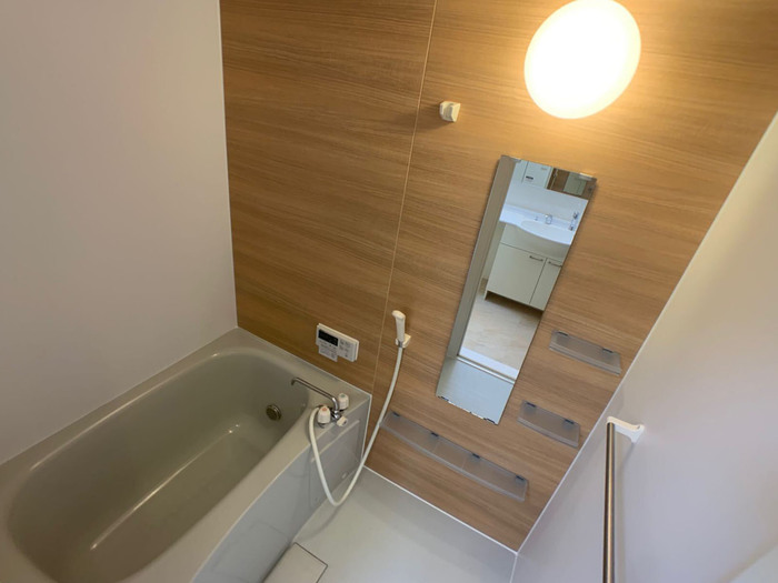 バス・シャワールーム　バス