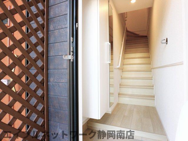 玄関　明るい玄関です