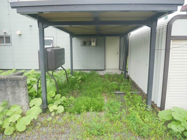 駐車場　エントランス