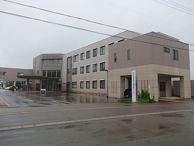 病院　南砺家庭・地域医療センター（病院）まで1500m