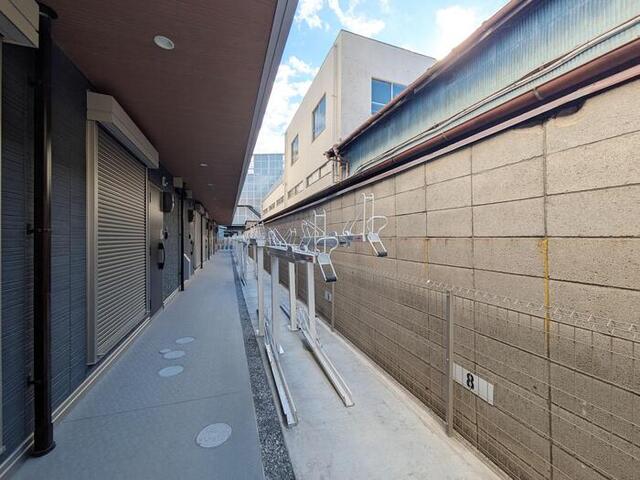 その他　駐輪場（エントランス内）