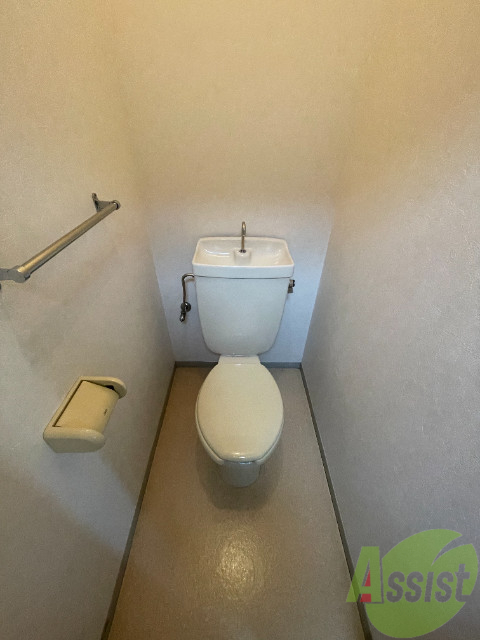 トイレ　トイレはシンプルですが、清潔なので問題なしです。