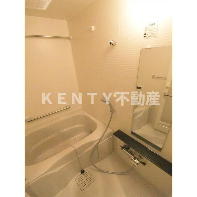 バス・シャワールーム　日々の疲れを癒すお風呂付です