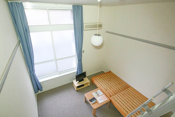 居室・リビング　家具・家電なし