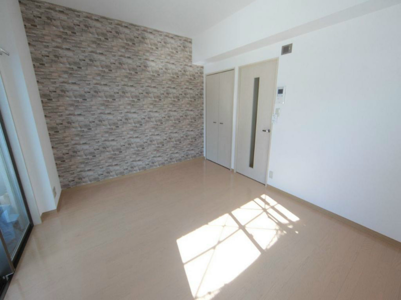 バルコニー　洋室9.1帖　クローゼット付（収納充実してます）