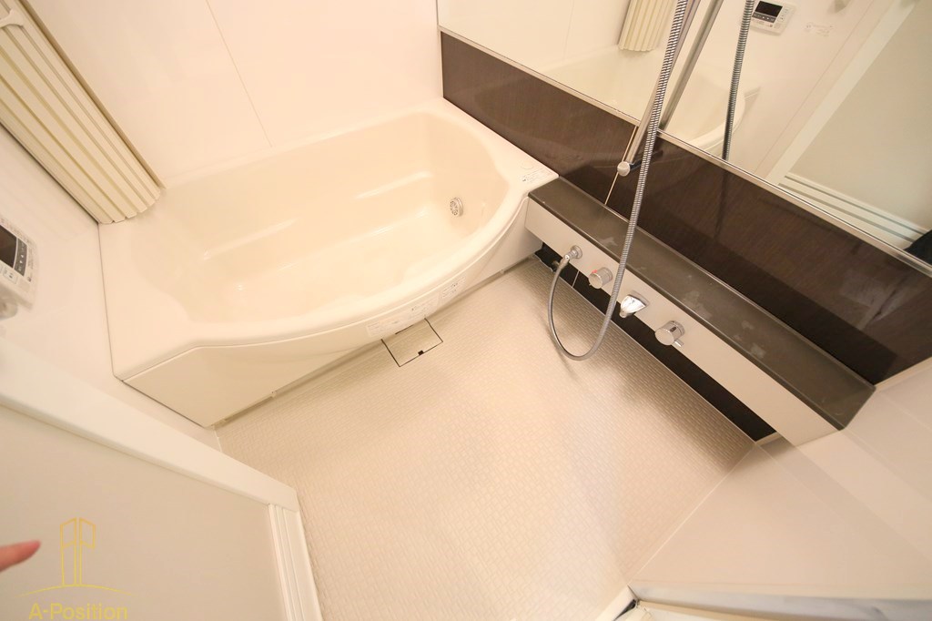 バス・シャワールーム　フロンティアタワー日本橋