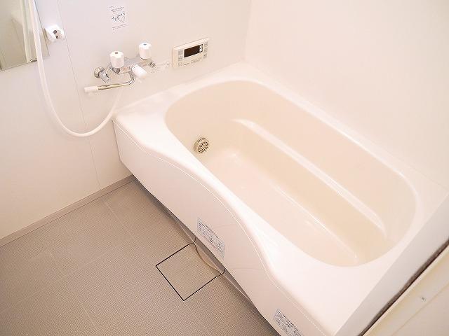 バス・シャワールーム　お風呂で日々の疲れを落としましょう