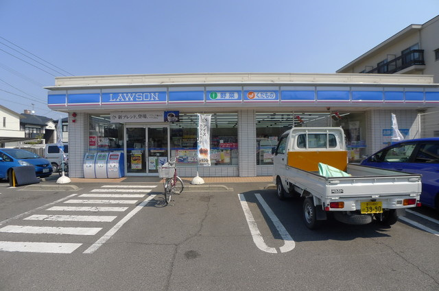 コンビニ　ローソン高松伏石店（コンビニ）まで380m