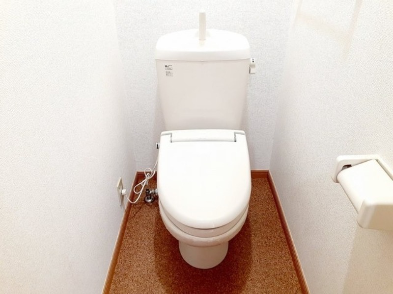 トイレ　図面と現状に相違がある場合には現状を優先