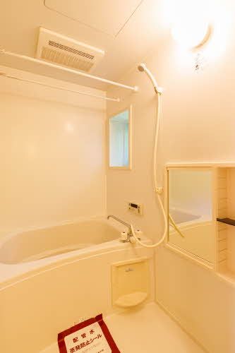 バス・シャワールーム　浴室