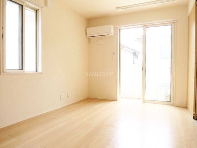 居室・リビング　二面採光の明るいお部屋の☆