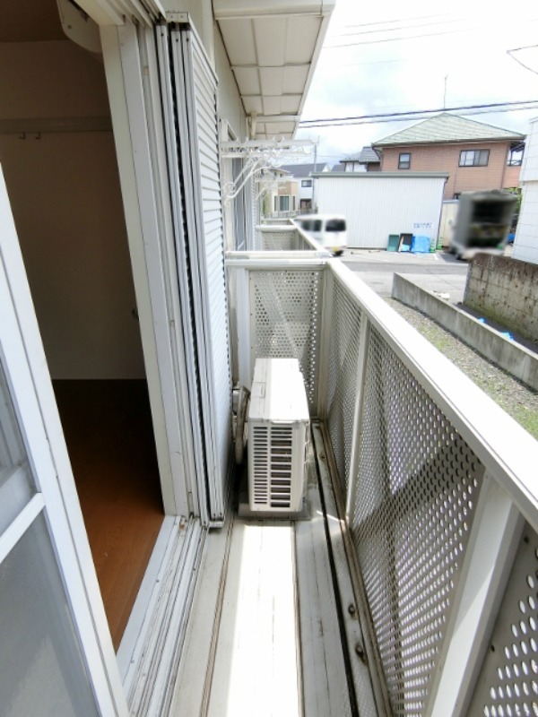 バルコニー　図面と現状に相違がある場合には現状を優先