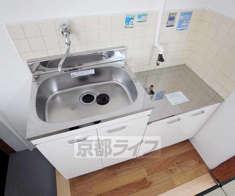 キッチン　シンクも広いですね。