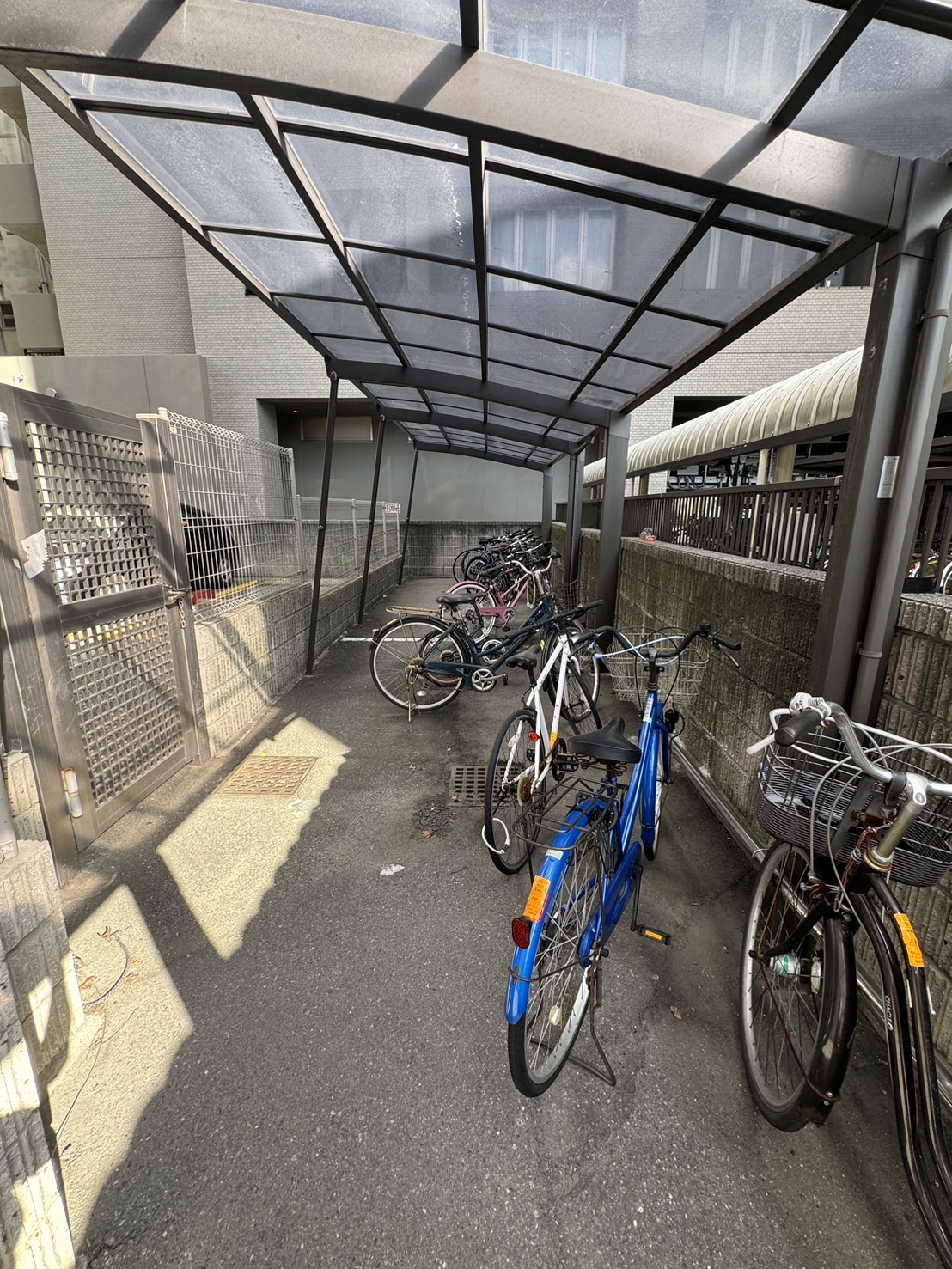 地下鉄箱崎線 呉服町駅 徒歩14分 14階建 築27年の外観写真