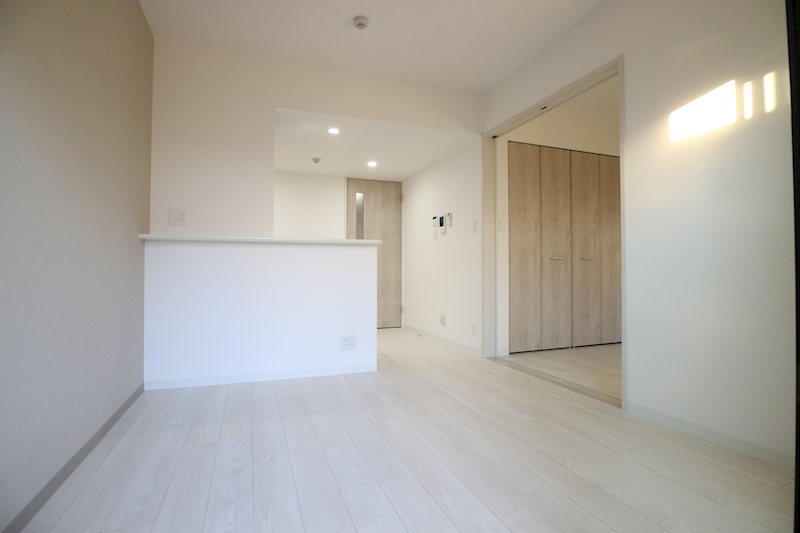 居室・リビング　別号室参考写真