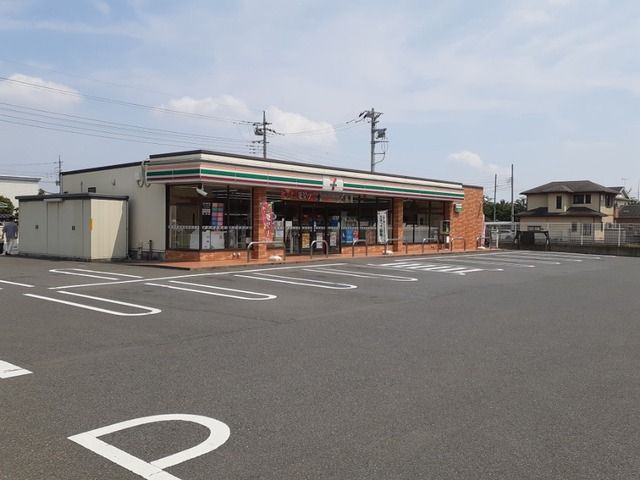 コンビニ　セブンイレブン前橋川原町西原店（コンビニ）まで300m