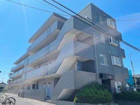 建物外観　綺麗かつ特徴的な外観です。