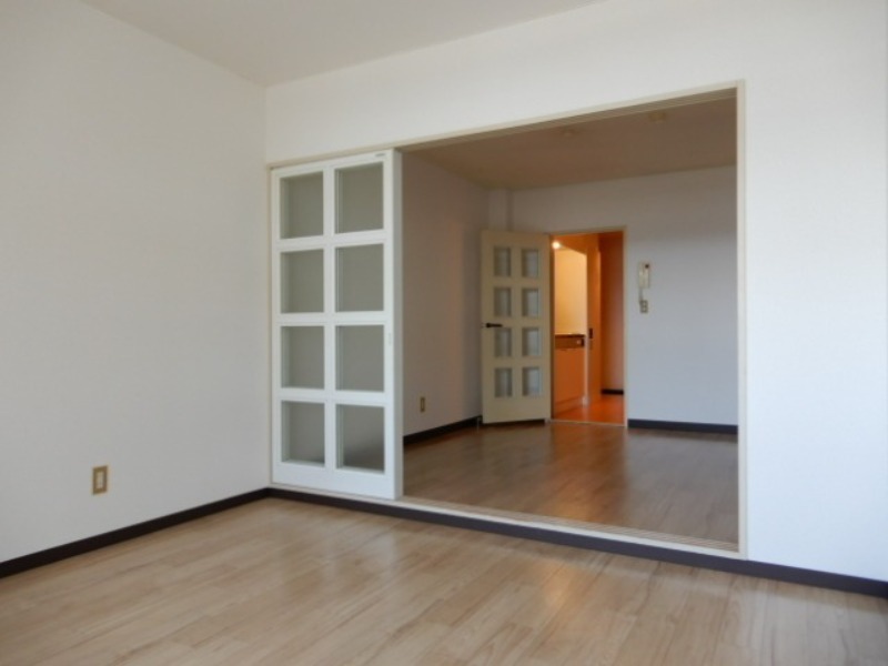 居室・リビング　図面と現状に相違がある場合には現状を優先